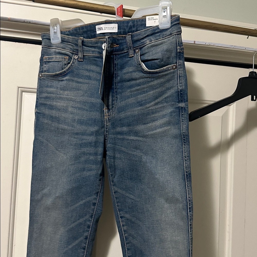 Zara Classic Blue Jeans